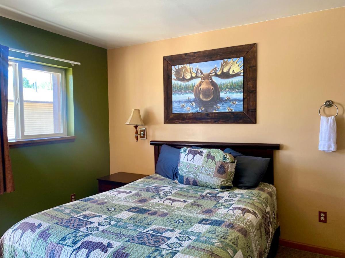 Moosehead Lodge Rangely Kültér fotó